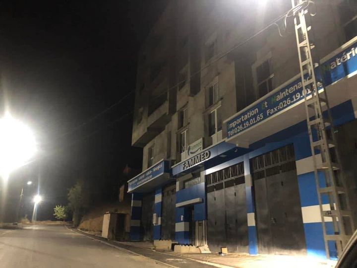 Nos locaux, vue de nuit